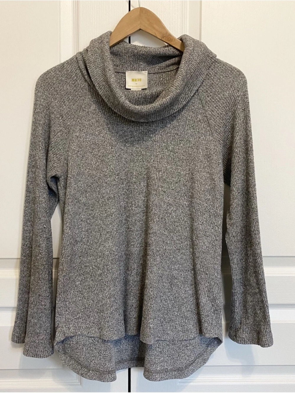 Anthropologie Maeve Long Bell Sleeve Shirt Top Cowl Turtle Neck Stretchy Small